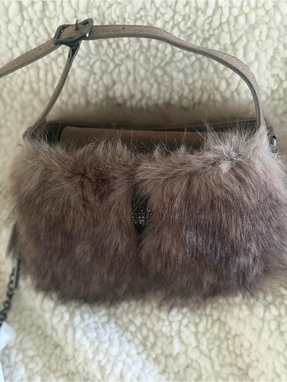Kurt Geiger London Mini Bond Faux Fur Shoulder Bag - Picture 3 of 6